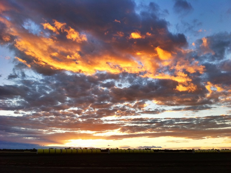 Outback QLD sky over cotton field : Behind the scenes : Fiona Watson Production